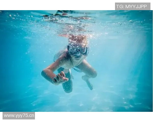 游泳对身体健康的多重益处,提升心肺功能增强肌肉力量助力减压和改善心理状态 游泳对身体健康的多重益处,提升心肺功能增强肌肉力量助力减压和改善心理状态